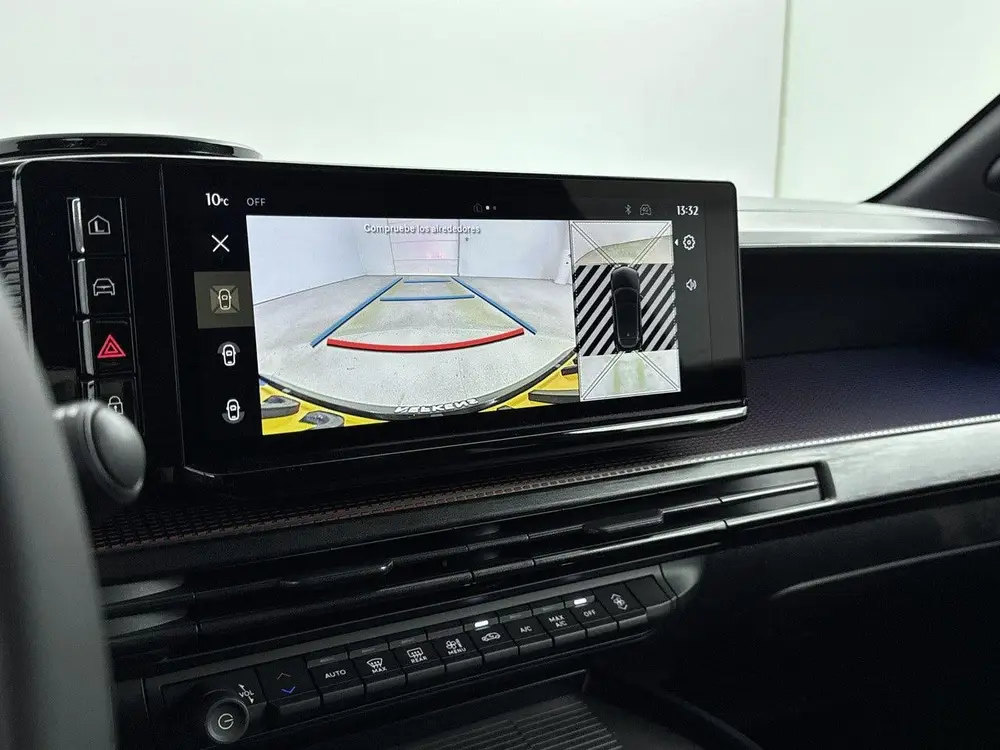 Lancia Ypsilon 1.2 Turbo Hybrid HF Line | HF Line | Apple Ca uit 2025, foto 11