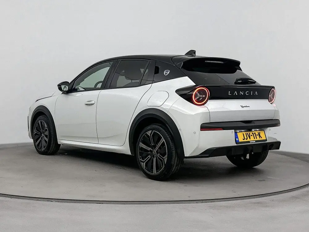 Lancia Ypsilon 1.2 Turbo Hybrid HF Line | HF Line | Apple Ca uit 2025, foto 5
