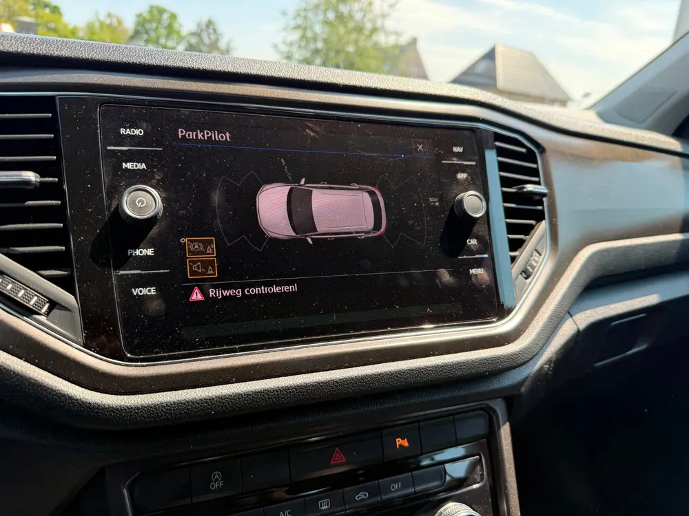 Volkswagen T-Roc 1.5 TSI Style Automaat RIJKLAAR! uit 2019, foto 12