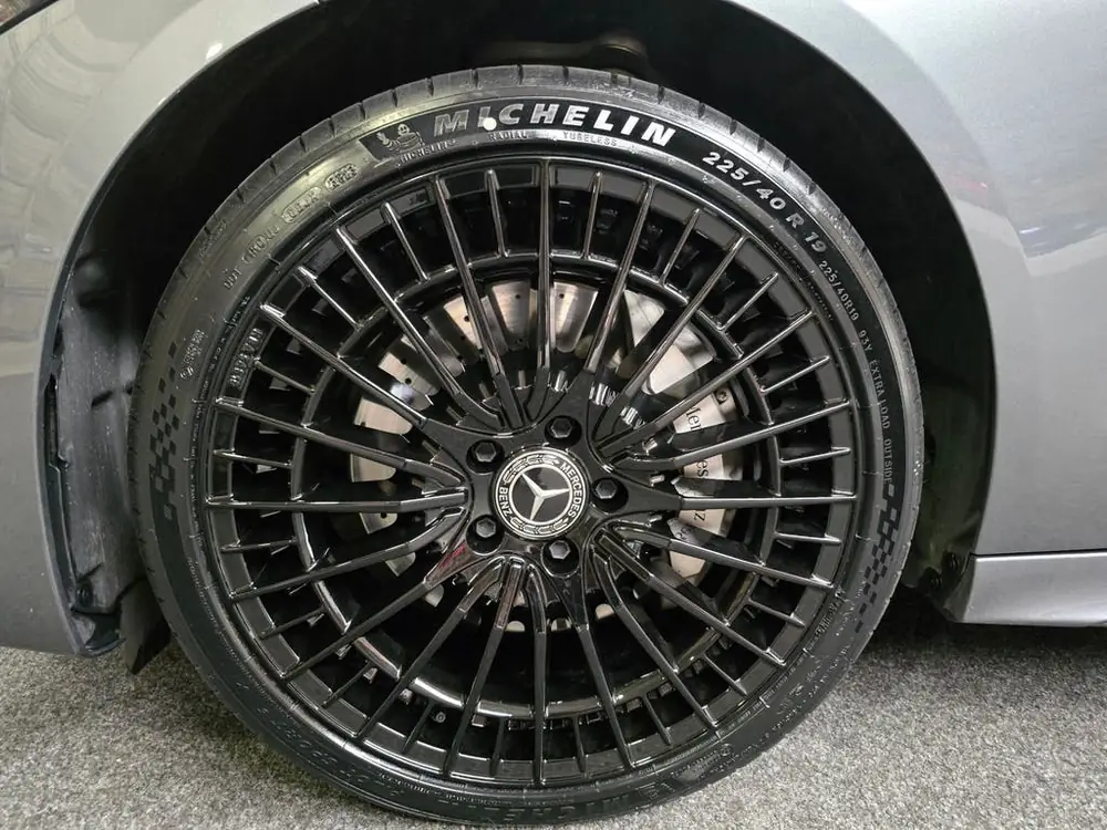 Mercedes-Benz C-Klasse 300 e AMG Line PHEV Leder LED Camera uit 2022, foto 2
