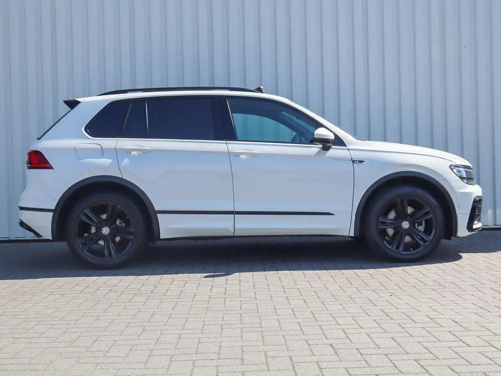 Volkswagen Tiguan 2.0 TSI 190pk DSG 4Motion Highline Busines uit 2019, foto 3