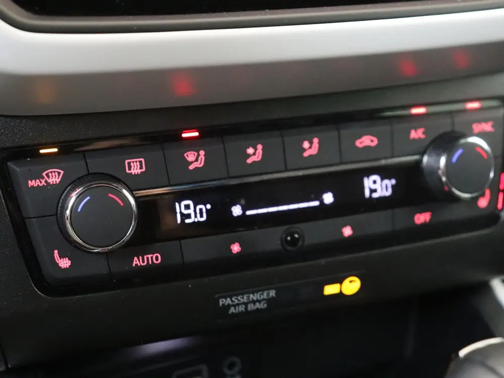 SEAT Arona 1.0 TSI Xcellence Business Intense | Apple carpla uit 2019, foto 19