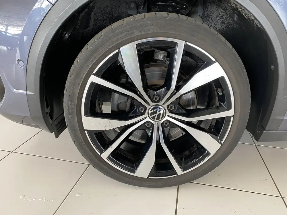 Volkswagen T-Roc Cabrio 1.5 TSI R-Line binnen en buiten Carp uit 2022, foto 12