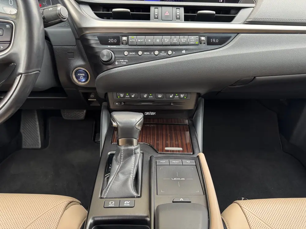 Lexus ES 300h President Line Dealer ondh.|Mark levinson|Carp uit 2019, foto 15