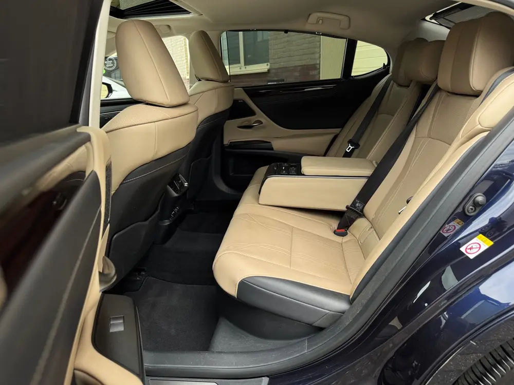 Lexus ES 300h President Line Dealer ondh.|Mark levinson|Carp uit 2019, foto 5