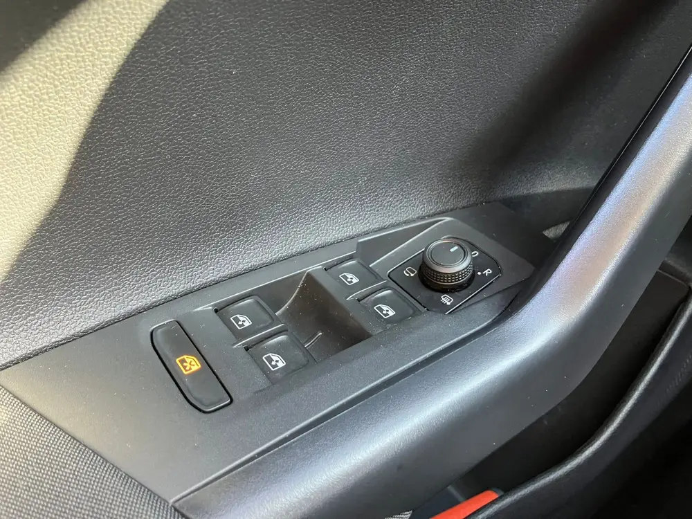 Volkswagen Polo 1.0 TSI Life PDC/ CARPLAY uit 2021, foto 13