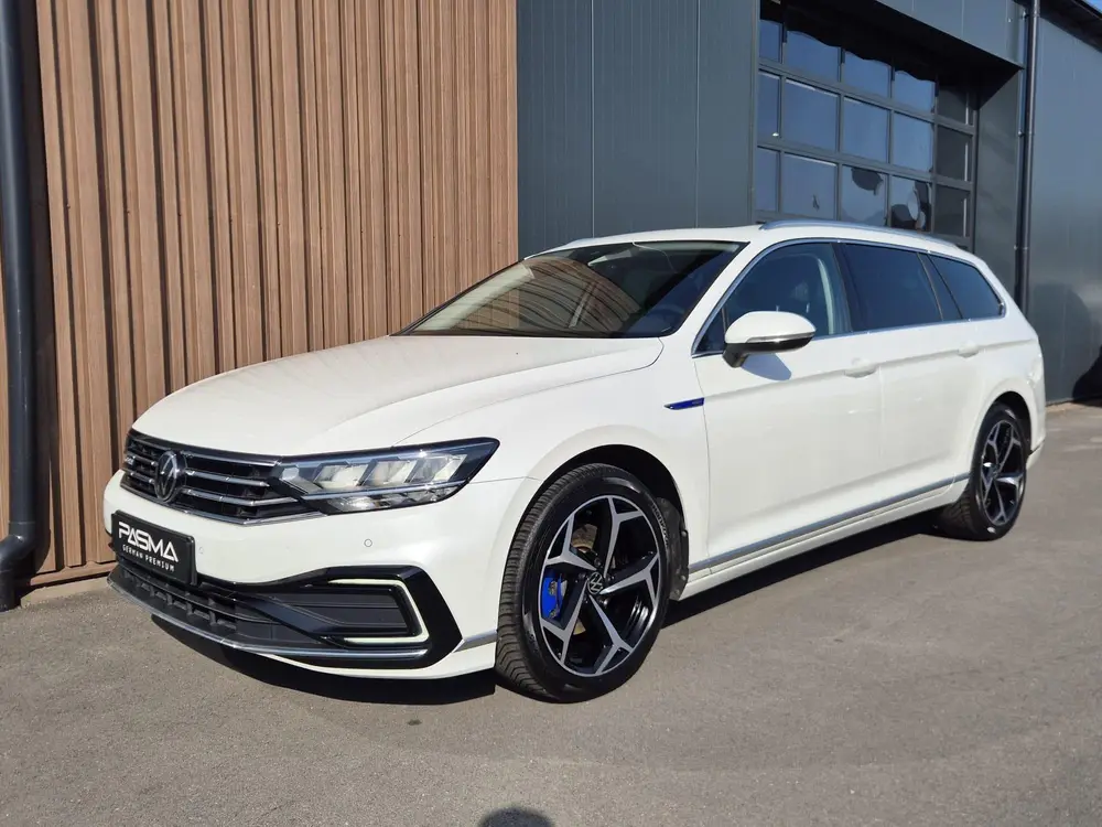 Volkswagen Passat Variant 1.4 TSI PHEV GTE Business | BTW | SOH 95% | Pano | Camera | Trekhaak | LED | 18'' Passat Variant 1.4 TSI PHEV GTE Business | BTW | uit 2021, foto 4