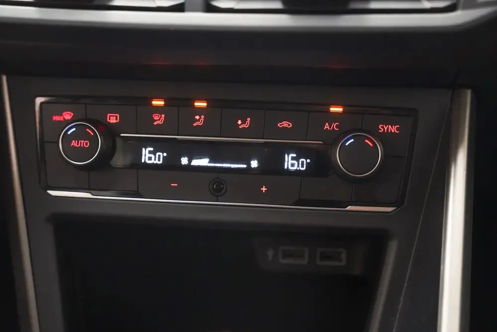 Volkswagen Polo 1.0 TSI Comfortline [ Navi Apple/Android Cli uit 2020, foto 8