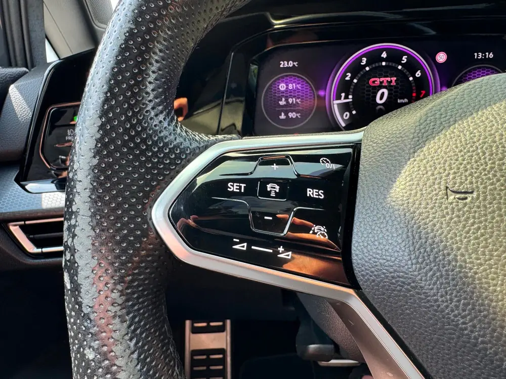 Volkswagen Golf 2.0 TSI GTI 245 PK Panorama IQ Stoelver. Sfe uit 2020, foto 10