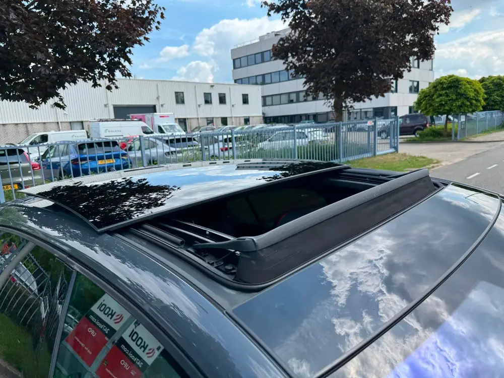 Volkswagen Golf 2.0 TSI GTI 245 PK Panorama IQ Stoelver. Sfe uit 2020, foto 18