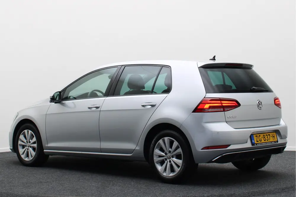 Volkswagen Golf 1.0 TSI DSG Comfortline Climate, ACC, Naviga uit 2019, foto 3