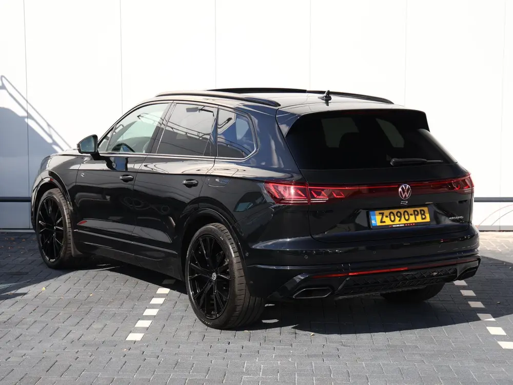 Volkswagen Touareg R 3.0 TSi eHybrid 4-M 462pk DSG | Lederen uit 2024, foto 12
