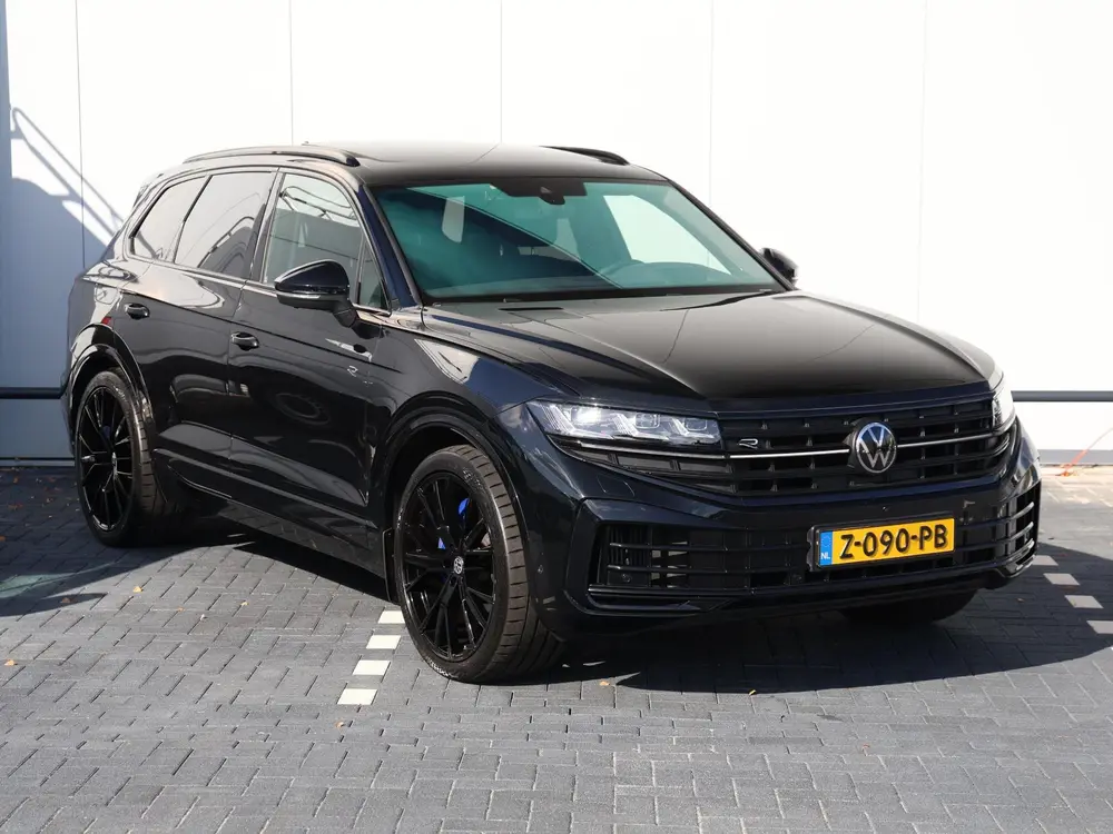 Volkswagen Touareg R 3.0 TSi eHybrid 4-M 462pk DSG | Lederen uit 2024, foto 3