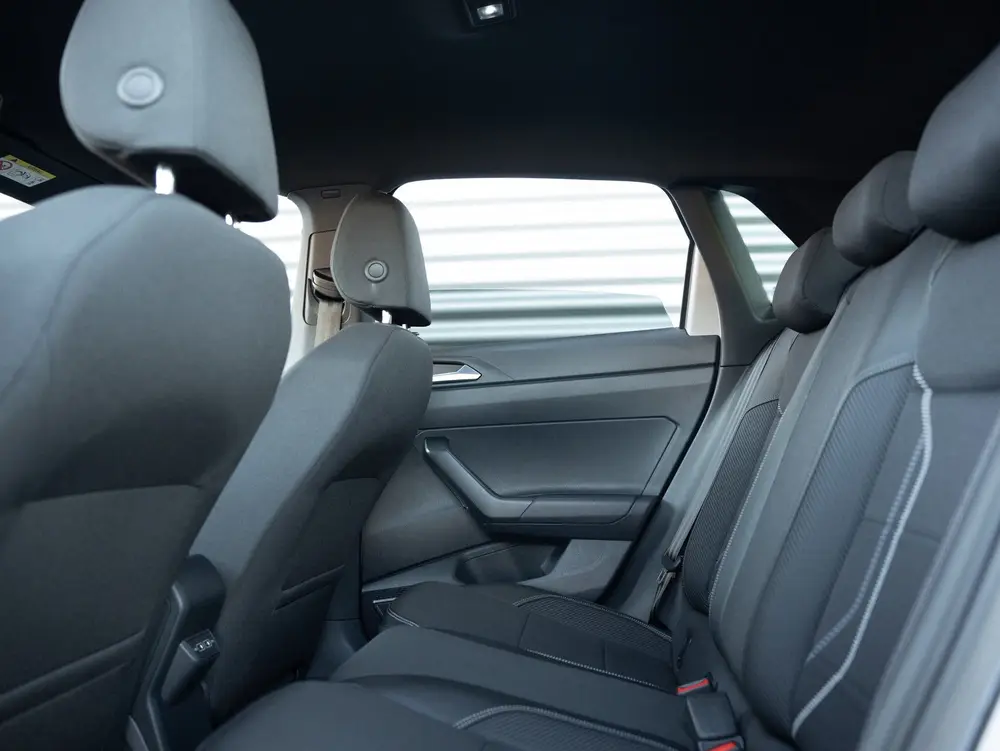 Volkswagen Polo 1.0 TSI Highline Dsg Navi Cruise CarPlay uit 2021, foto 19