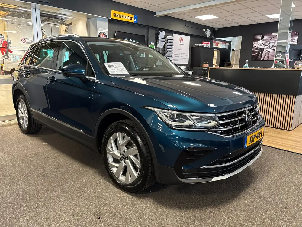 Volkswagen TIGUAN 1.4 TSI eHybrid,Business+,navi,camera,appl uit 2022, foto 3
