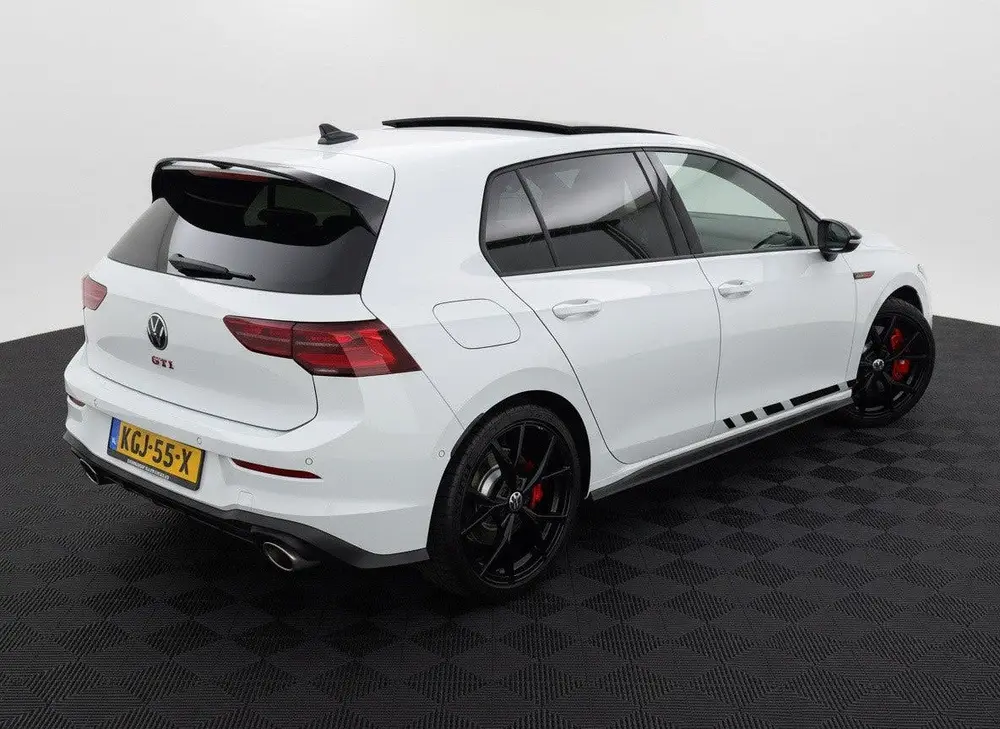 Volkswagen Golf 2.0 TSI GTI Clubsport 300 PK uit 2023, foto 3