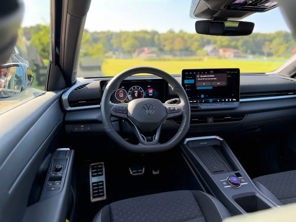 Volkswagen T-Roc 1.5 eTsi R-Line First Edition / BTW Auto / uit 2026, foto 11