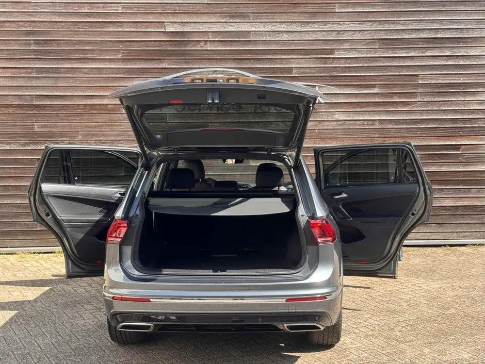 Volkswagen TIGUAN 2.0 TSI 4Motion Highline Business R uit 2020, foto 9