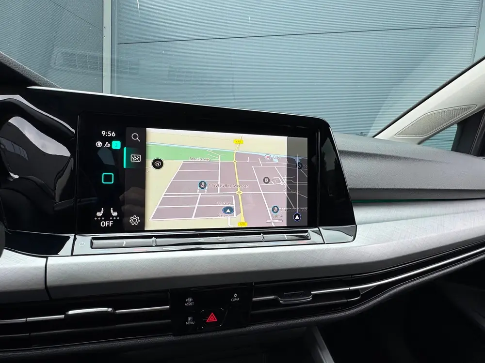 Volkswagen Golf 1.5 eTSI R-Line Pdc / Navi / Carplay / Digid uit 2020, foto 15