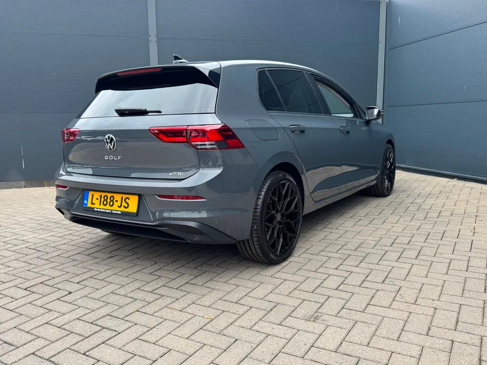Volkswagen Golf 1.5 eTSI R-Line Pdc / Navi / Carplay / Digid uit 2020, foto 8