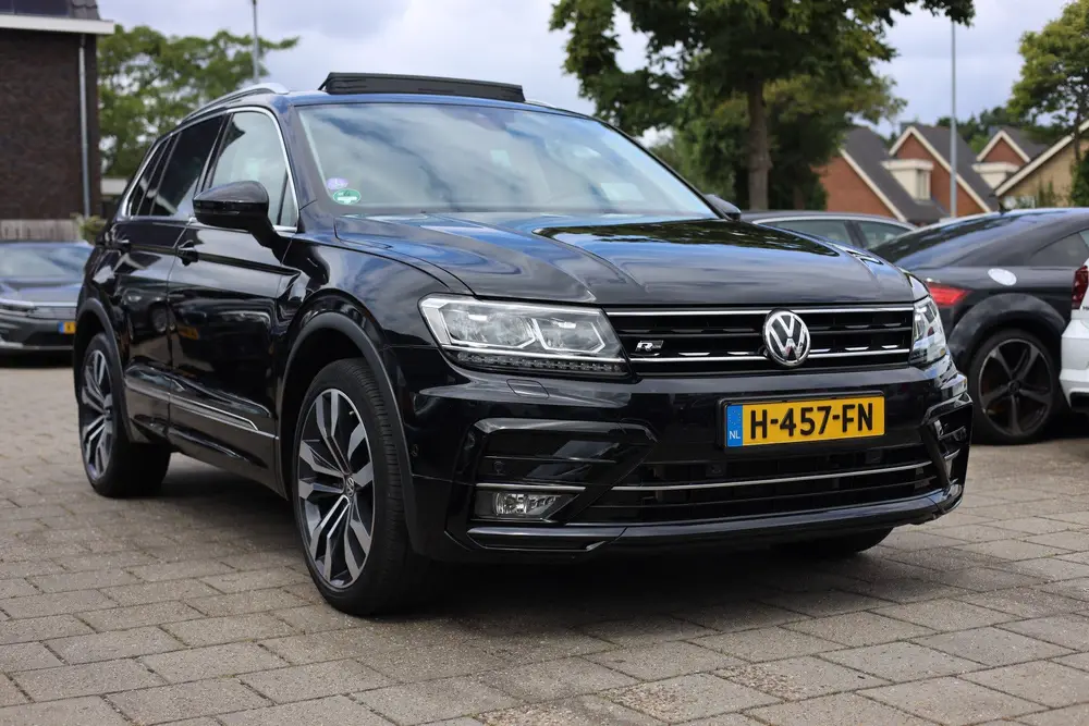 Volkswagen Tiguan 2.0 TSI 4MOTION | R-LINE | PANO | CAMERA | uit 2019, foto 4