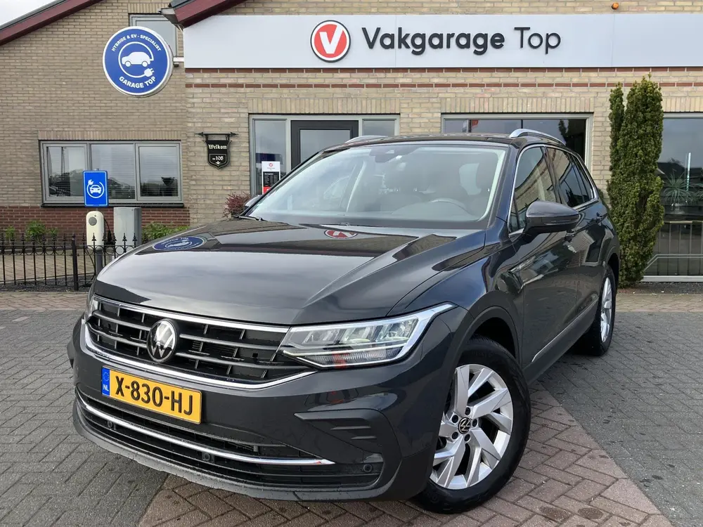 Volkswagen Tiguan 1.5 TSI | Trekhaak | LED | 12 MND Garantie uit 2023