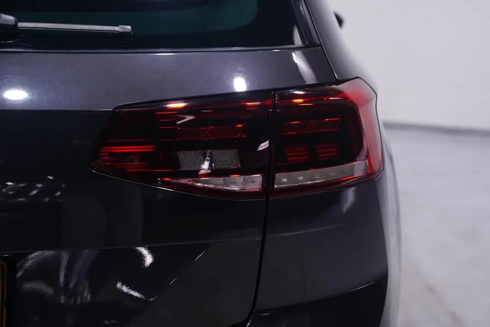 Volkswagen Passat Variant 1.4 TSI PHEV GTE Business 90% SOH uit 2021, foto 13