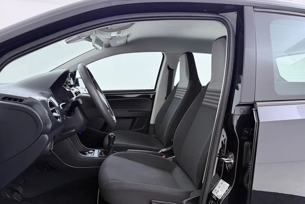 Volkswagen Up! 1.0 BMT move up! | Org NL | Airco | Navigatie uit 2019, foto 3