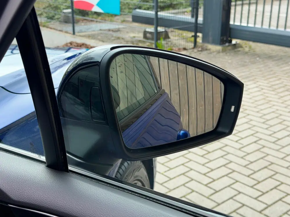 Volkswagen Touareg 3.0 TSi 4MOTION R / Lapiz Blue / Pano / uit 2021, foto 16