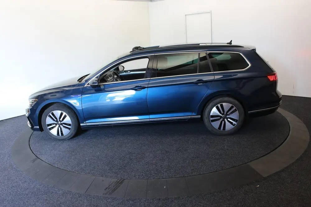 Volkswagen Passat Variant 1.4 TSI PHEV GTE SOH 100% Pano Tre uit 2022, foto 11