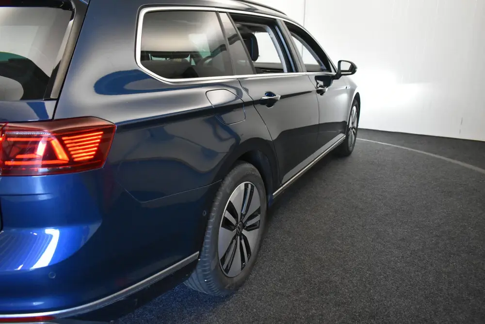 Volkswagen Passat Variant 1.4 TSI PHEV GTE SOH 100% Pano Tre uit 2022, foto 15