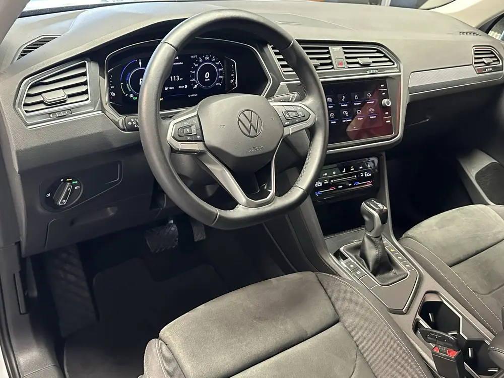 VOLKSWAGEN TIGUAN 1.4 TSI eHYBRID 245 PK DSG NAVIGATIE ADAPT uit 2021, foto 11