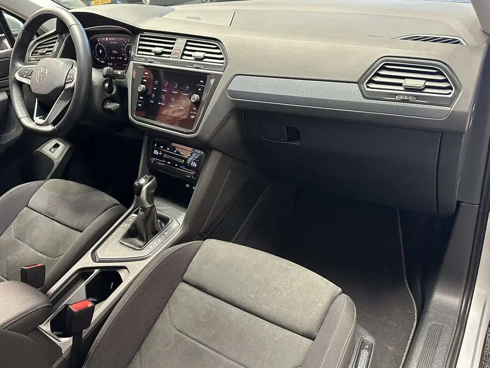 VOLKSWAGEN TIGUAN 1.4 TSI eHYBRID 245 PK DSG NAVIGATIE ADAPT uit 2021, foto 14