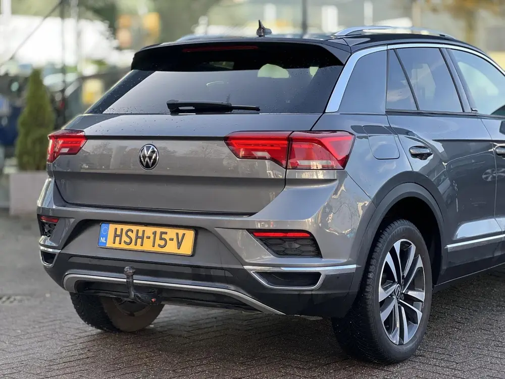 Volkswagen T-Roc 1.5 TSI Sport Business R uit 2020, foto 14