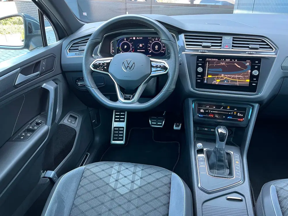 Volkswagen Tiguan 1.4 TSI eHybrid R-Line Business NLAuto/245 uit 2023, foto 3
