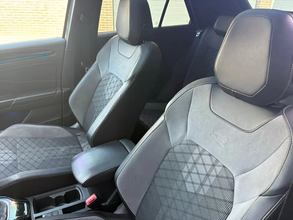 Volkswagen T-Roc 1.5 TSI 150pk 7-DSG 2022 Grijs uit 2022, foto 7