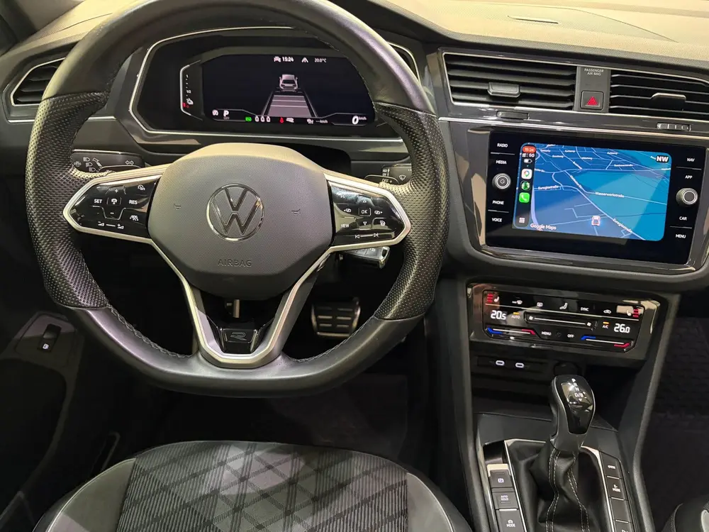 Volkswagen Tiguan 1.4 TSI eHybrid R-Line Business+ Panoramad uit 2022, foto 16