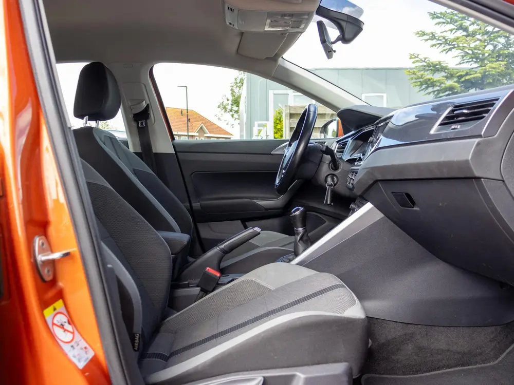 Volkswagen Polo 1.0 TSI Highline ACC 16" PDC V/A uit 2020, foto 15