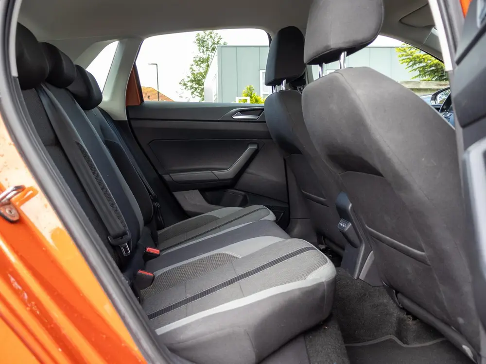 Volkswagen Polo 1.0 TSI Highline ACC 16" PDC V/A uit 2020, foto 16