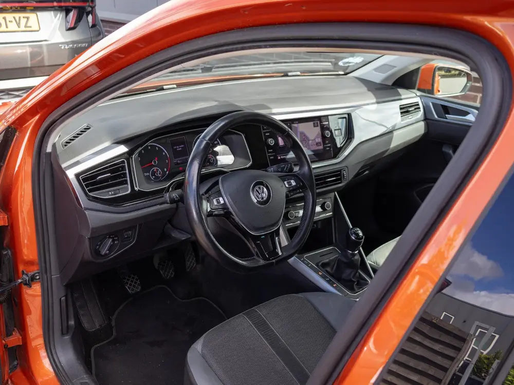 Volkswagen Polo 1.0 TSI Highline ACC 16" PDC V/A uit 2020, foto 9