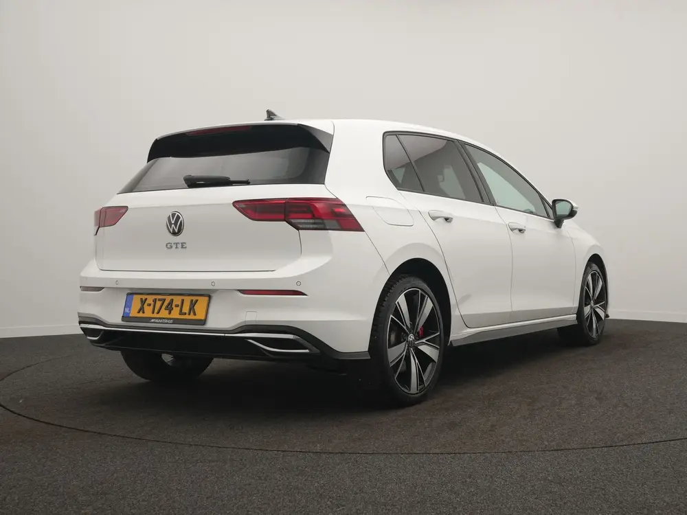 Volkswagen Golf 1.4 eHybrid GTE - RIJKLAARPRIJS - All Season uit 2021, foto 6