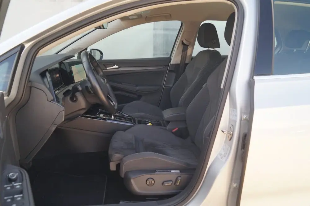 Volkswagen Golf 1.4 eHybrid PHEV Style Business -NAVI-ECC-LE uit 2024, foto 8