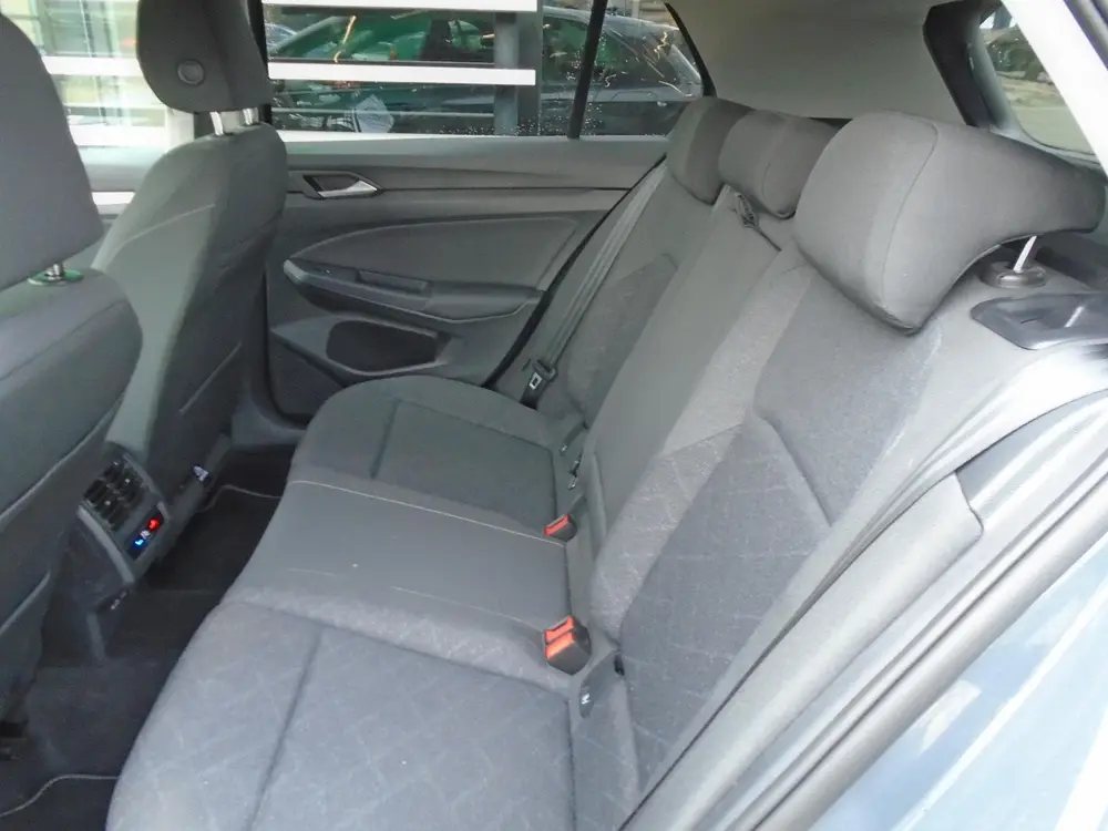 Volkswagen Golf 1.4 eHybrid 18 INCH LM SPORTIEVE WIELEN uit 2024, foto 11