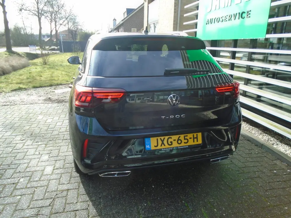Volkswagen T-Roc 1.5 TSI R-Line Edition Groot navigatiescher uit 2025, foto 17