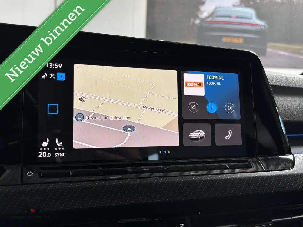 Volkswagen Golf 1.5 eTSI 150 pk DSG R-Line | Navi | LED | Ca uit 2020, foto 8