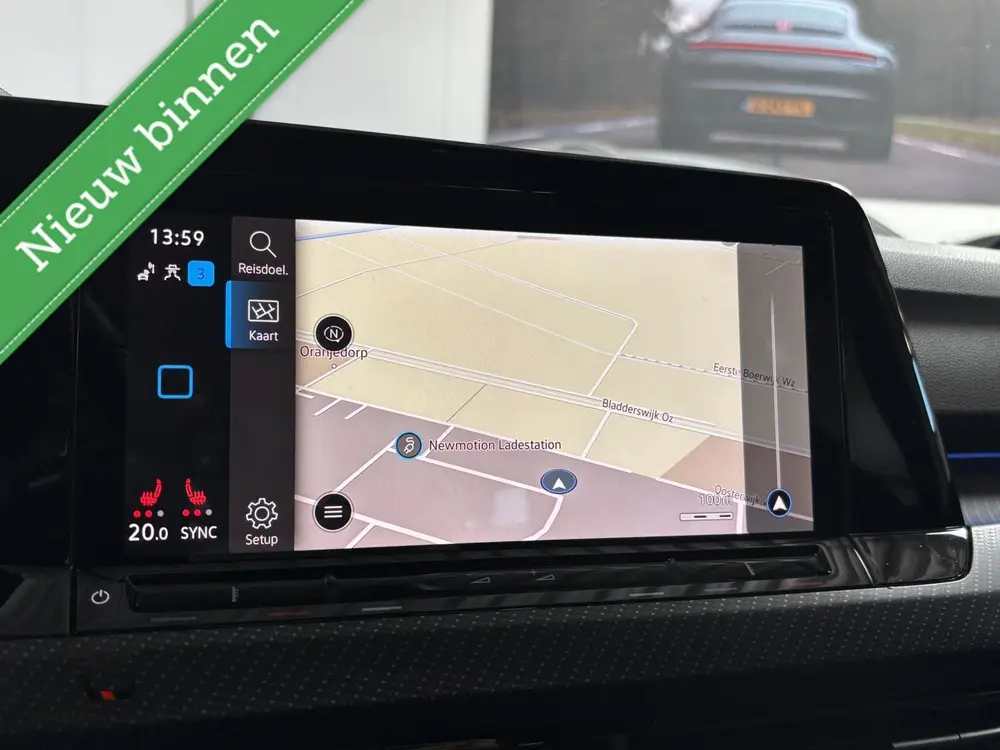 Volkswagen Golf 1.5 eTSI 150 pk DSG R-Line | Navi | LED | Ca uit 2020, foto 9
