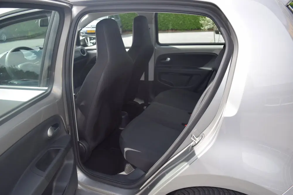 Volkswagen Up! 1.0 BMT move up! 30000km! uit 2019, foto 13