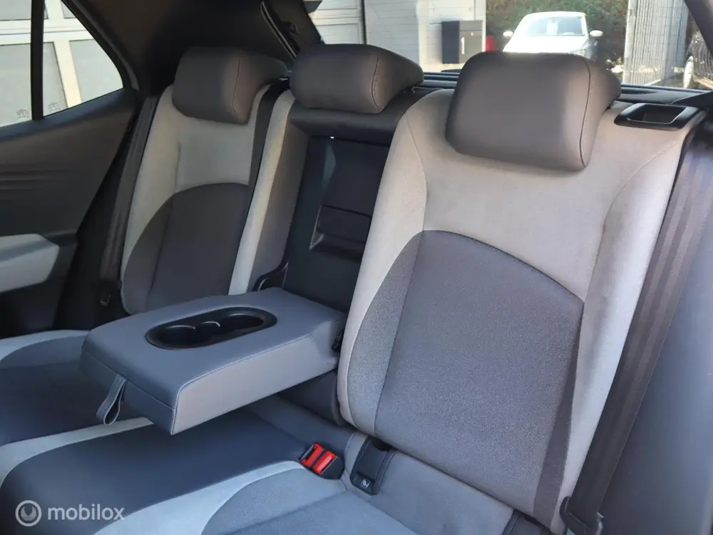 Volkswagen ID.3 First Plus 58 kWh Pano Matrix Camera Massage uit 2020, foto 15