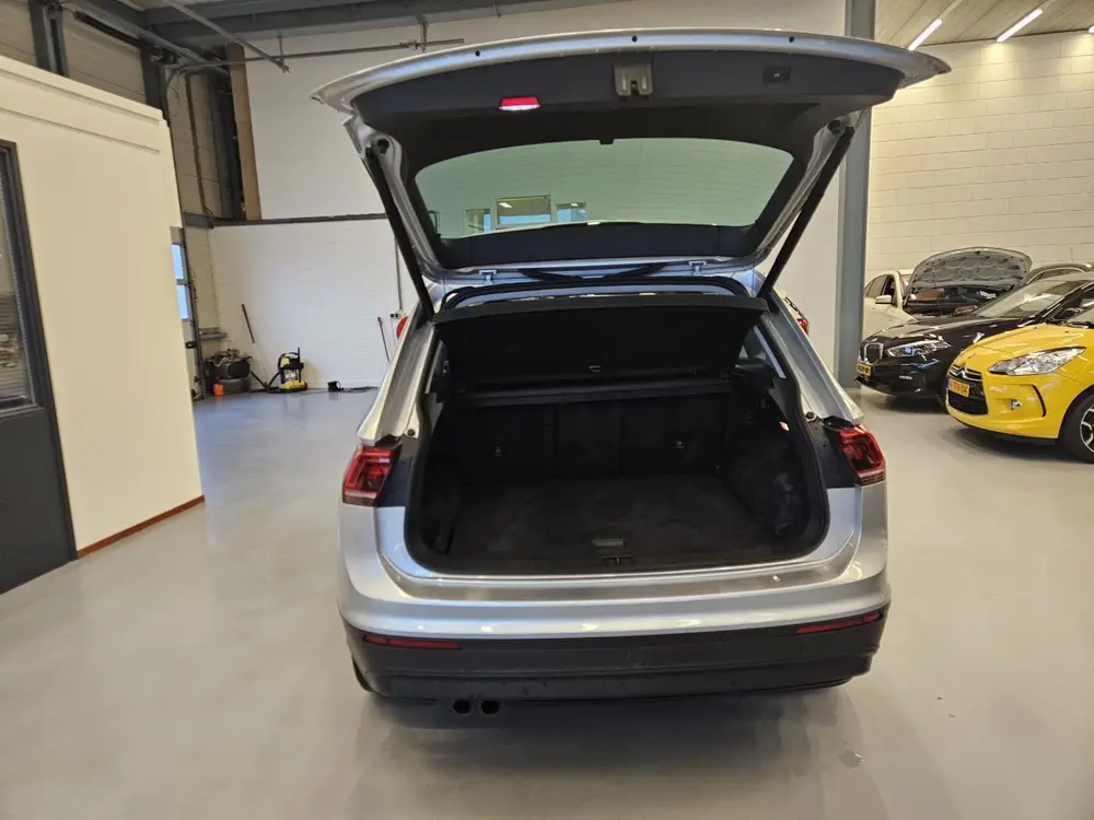 Volkswagen Tiguan 1.5 TSI ACT Comfort line | Automaat | CarP uit 2020, foto 16