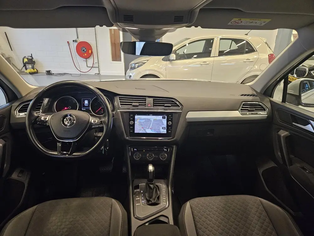 Volkswagen Tiguan 1.5 TSI ACT Comfort line | Automaat | CarP uit 2020, foto 3